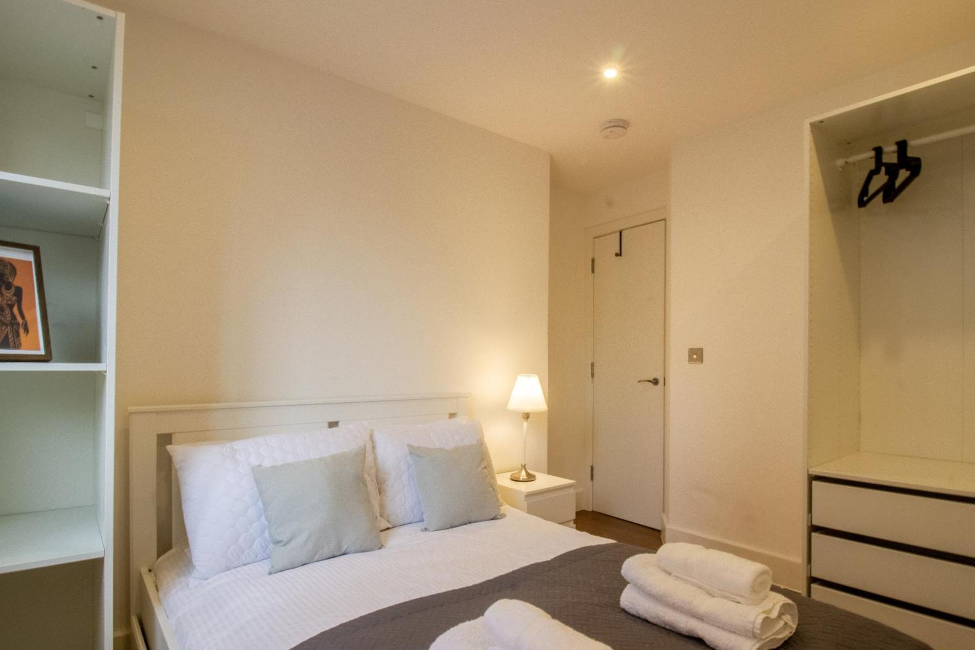 Apartamento Modern 2 Bedroom @ Nine Elms Station A Londres